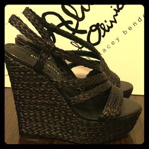 Alice + Olivia Tenley Sandal *NEVER WORN